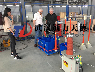 巴西供电公司绝缘靴手套耐压试验现场