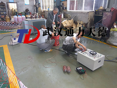 贵州遵义变压器厂工频交流耐压试验现场