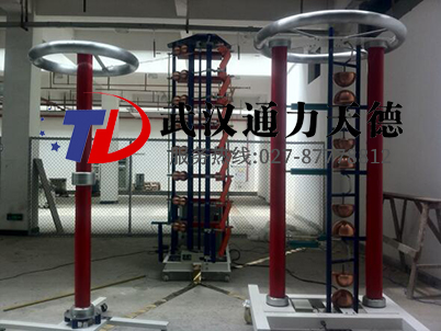 山东特变冲击电压发生器试验现场
