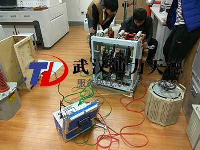 郑州轻工业学院10KV高压开关机械特性测试仪现场